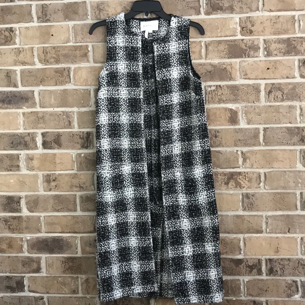 BCBG long vest XXS